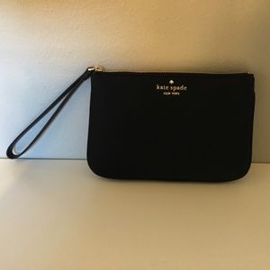 Kate Spade Chelsea Medium Wristlet Pouch NWT
